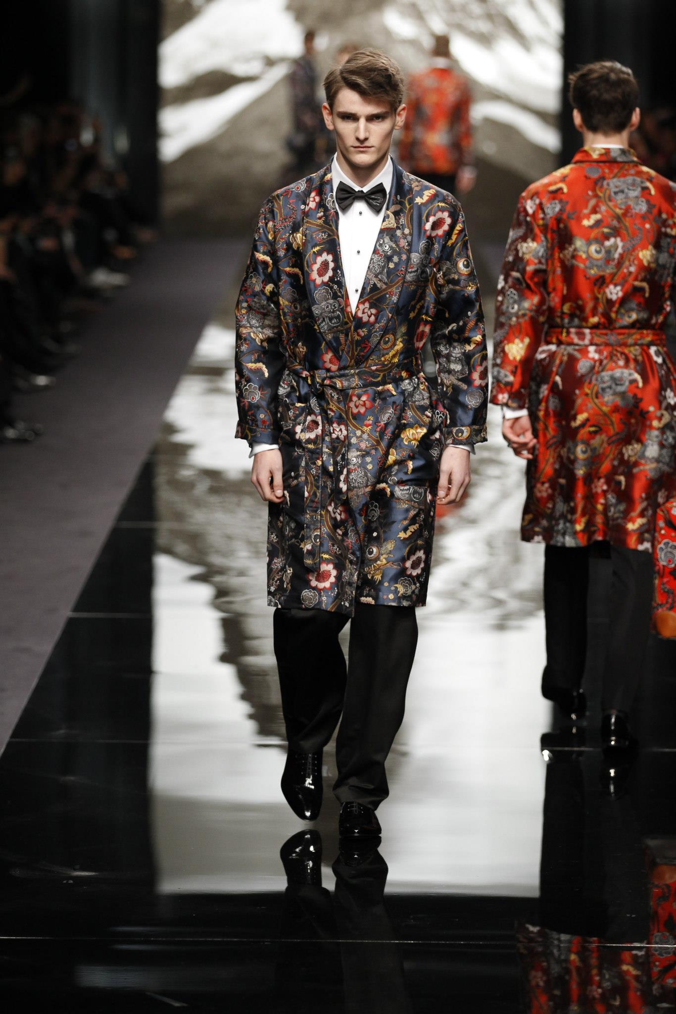 Louis Vuitton Fall 2013 Men. Black Coat.