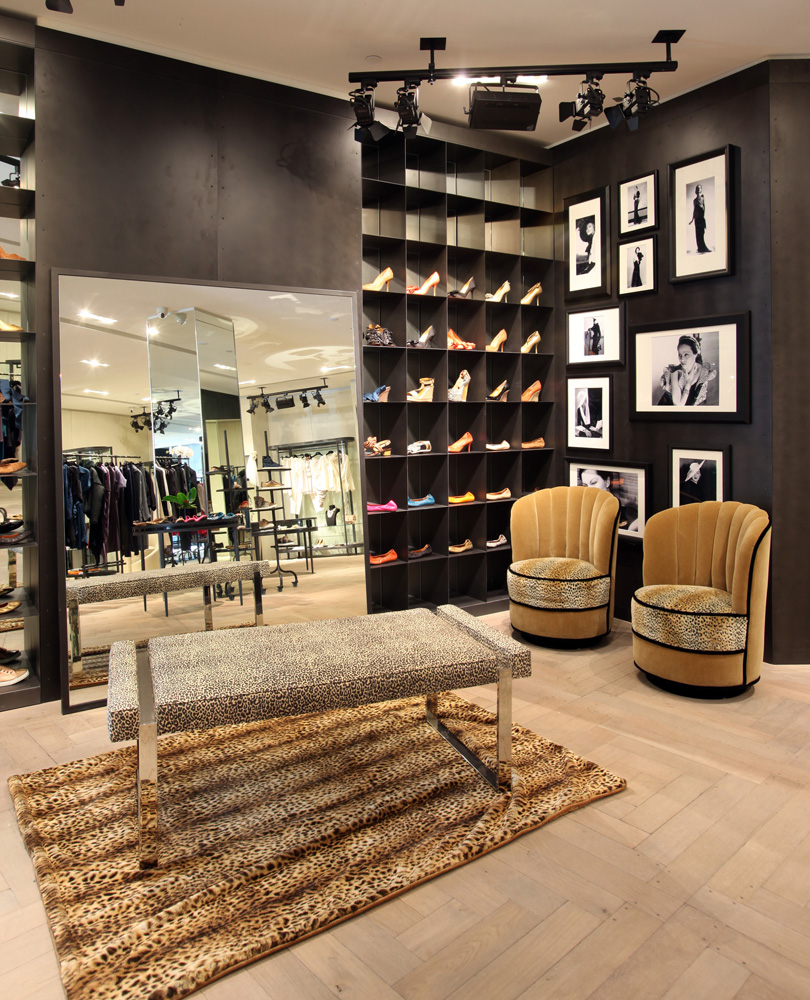 Peek Inside the VIP Shopping Lounges of Rodeo Drive - Racked LA