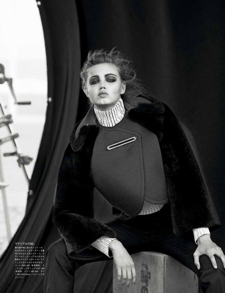Lindsey Wixson is Lovely in Louis Vuitton for Vogue Japan's March
