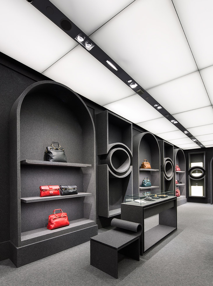 BIMBA Y LOLA Opens a New Store in Paris