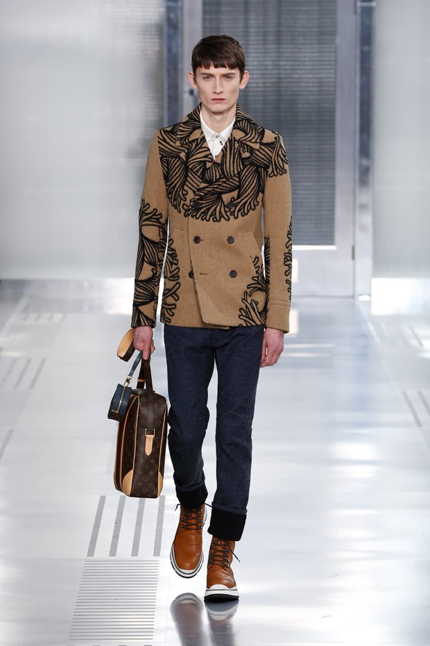 Louis Vuitton's Fall/Winter 2015 Graphic Menswear Collection Inspired by  Christopher Nemeth – The Fashionisto
