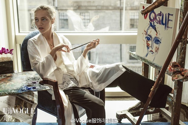 Sasha Pivovarova + Anja Rubik Are Scalding Sexy in Vogue Paris
