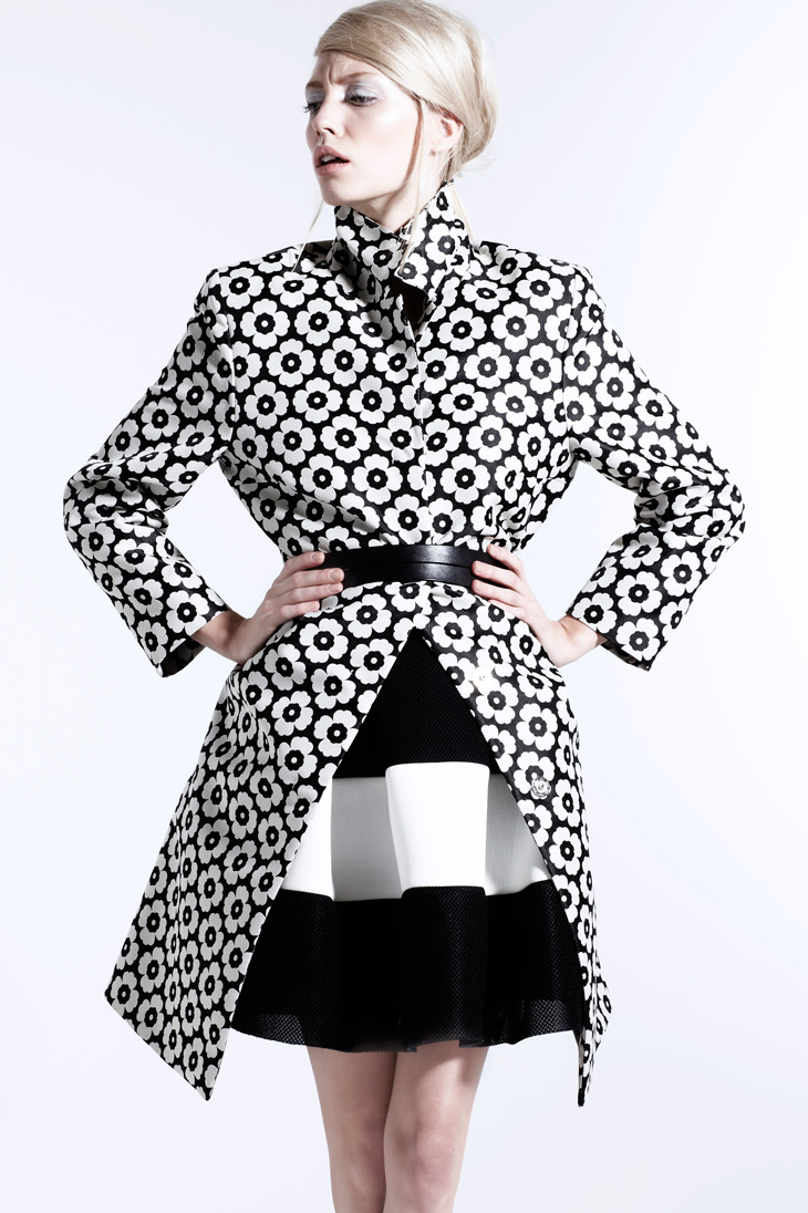 Black & White by Daniel Stelmaszak for Zwierciadlo