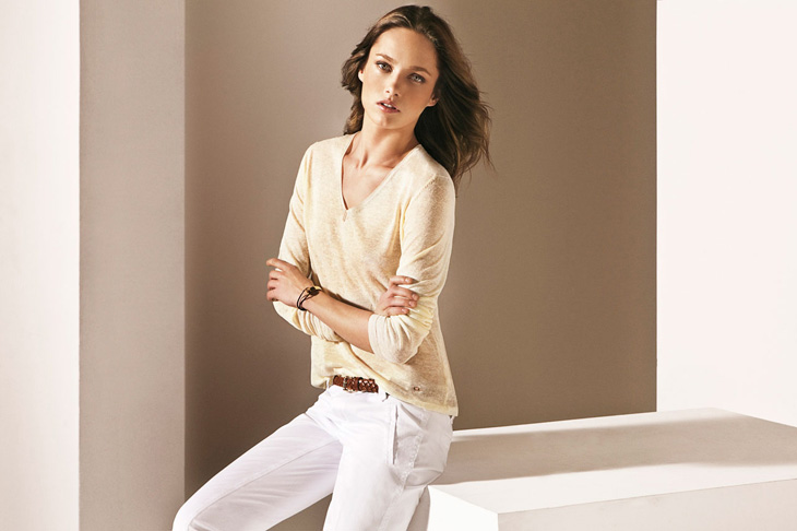 Karmen Pedaru for Massimo Dutti April 2013