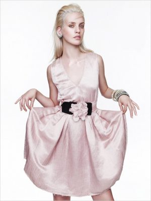 Julia Frauche for Vogue Mexico by Nagi Sakai