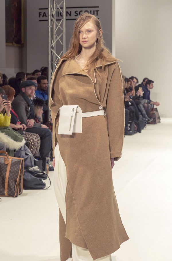 #LFW Daniela Barros Fall Winter 2015 Collection