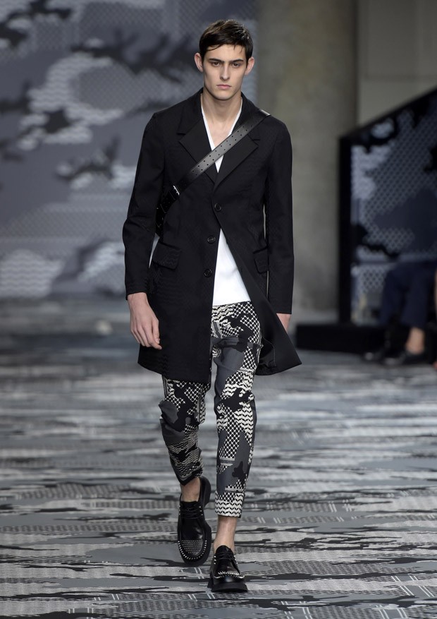 #MFW Neil Barrett Spring Summer 2016 Menswear Collection