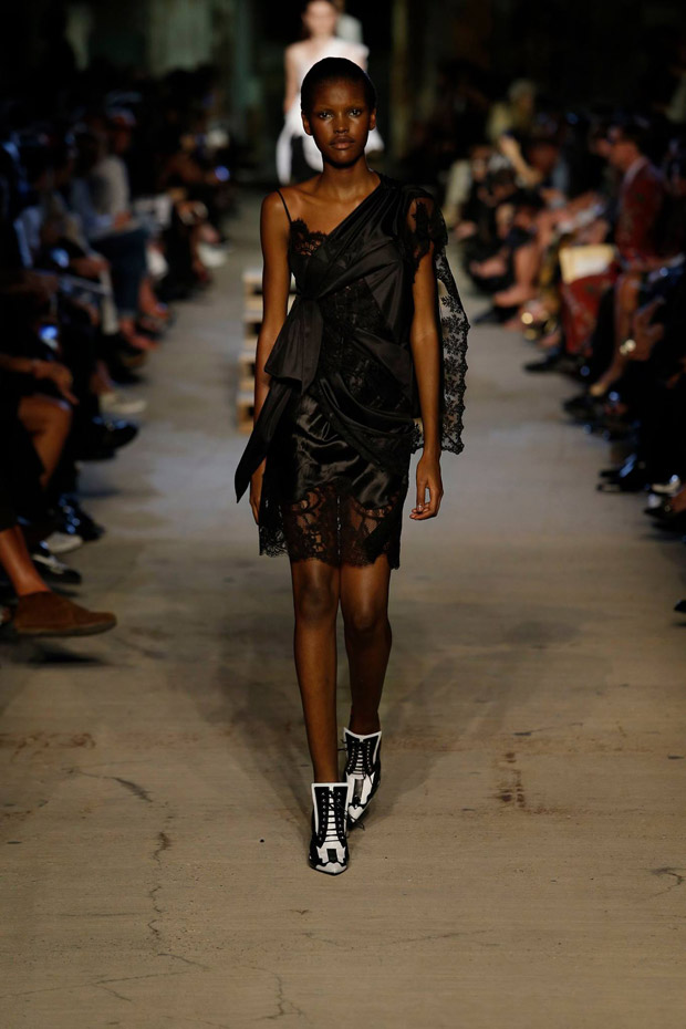 #NYFW Givenchy Spring Summer 2016 Collection