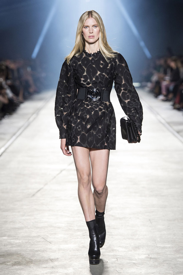 #MFW Versace Spring Summer 2016 Collection