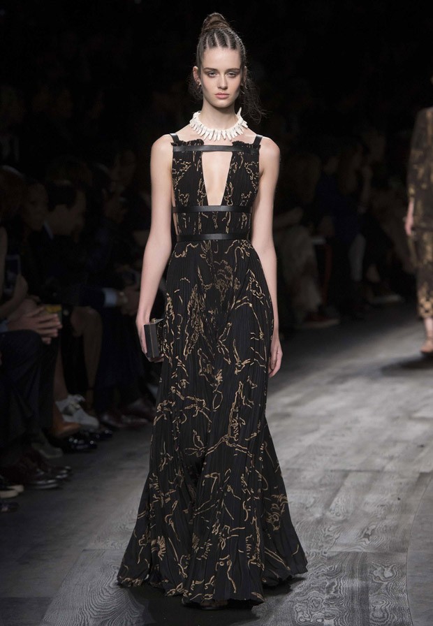 #PFW Valentino Spring Summer 2016 Womenswear Collection