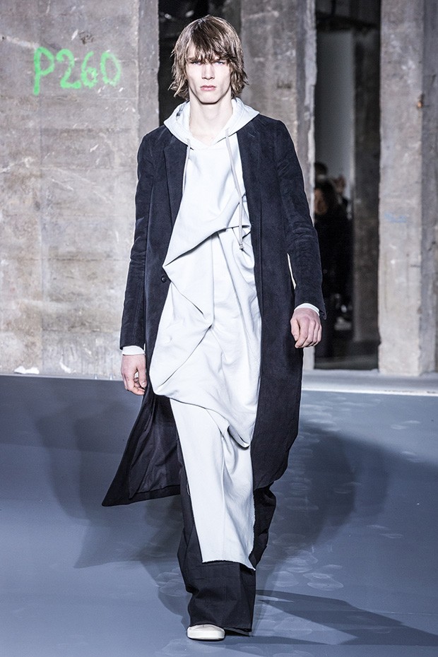 #PFW Rick Owens Menswear Fall Winter 2016.17 Collection - DSCENE