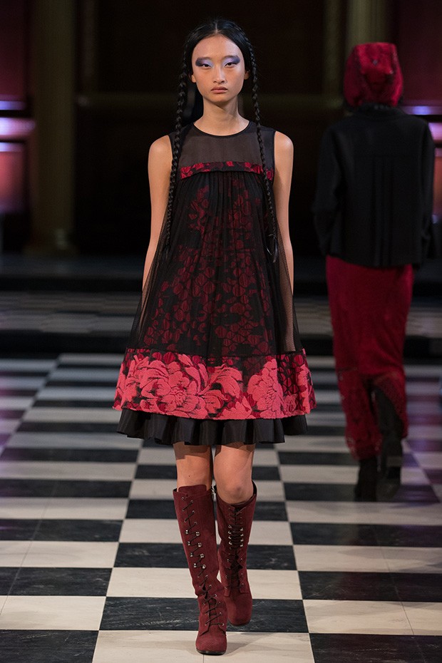 #LFW Bora Aksu Fall Winter 2016 - DSCENE