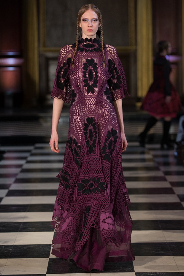 #LFW Bora Aksu Fall Winter 2016 - DSCENE