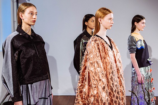 #LFW Minki Cheng Fall Winter 2016 collection - DSCENE