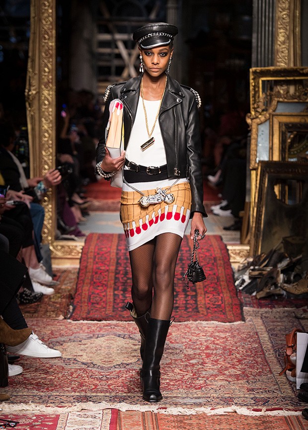 #MFW Moschino Fall Winter 2016 Collection - DSCENE