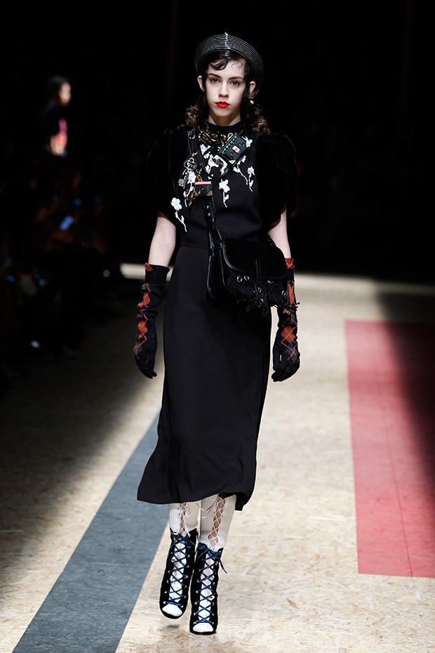 #MFW Prada Fall Winter 2016 Collection - DSCENE