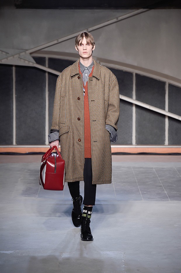 #PFW Raf Simons Menswear Fall Winter 2016.17 Collection - Design Scene ...