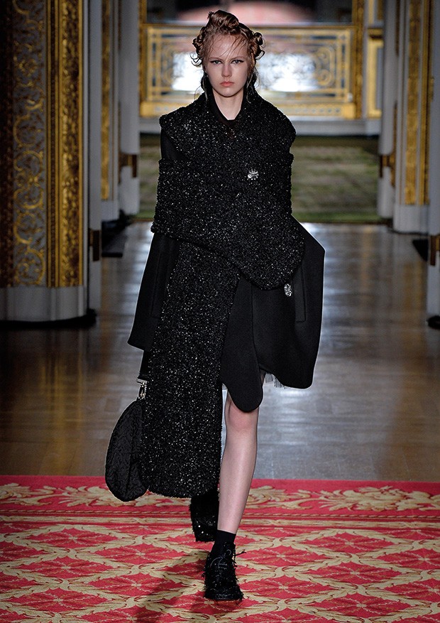 #LFW Simone Rocha Fall Winter 2016 Collection - DSCENE