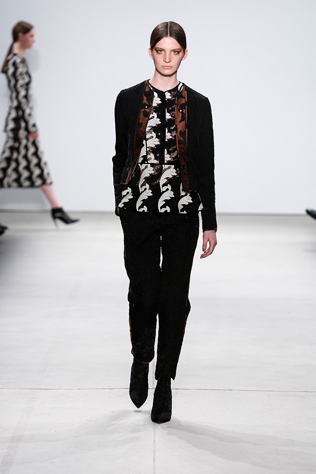 #NYFW Yigal Azrouël Fall Winter 2016 Collection - DSCENE