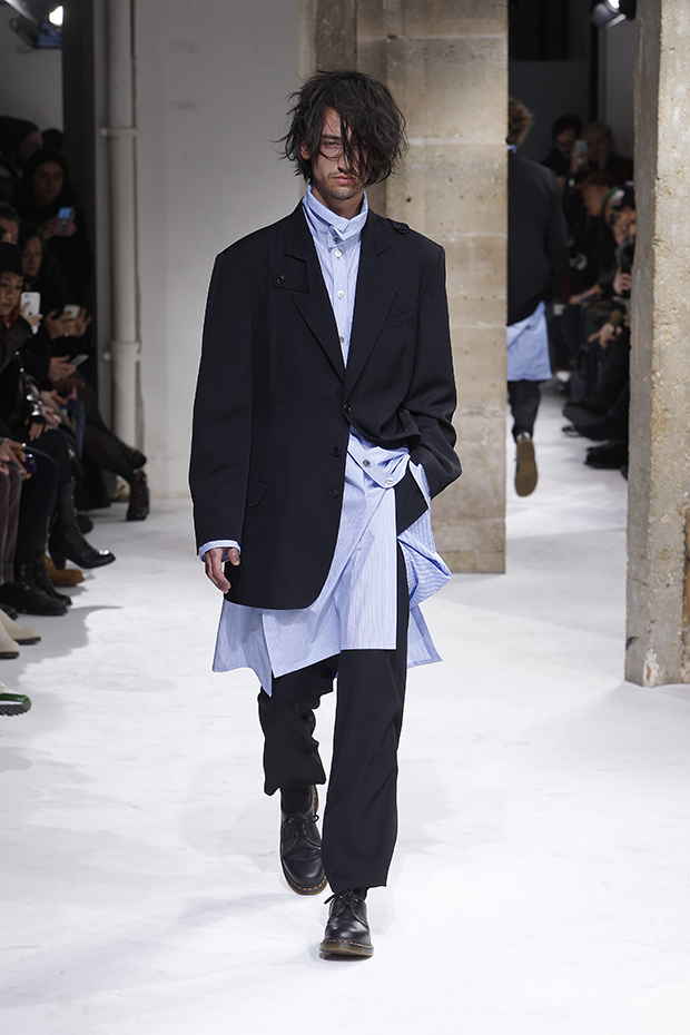 #PFW YOHJI YAMAMOTO Fall Winter 2017.18 Collection - Design Scene