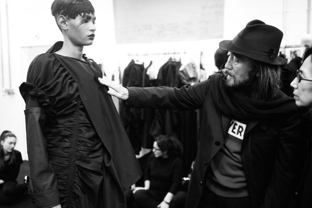 GO BACKSTAGE AT YOHJI YAMAMOTO FW17