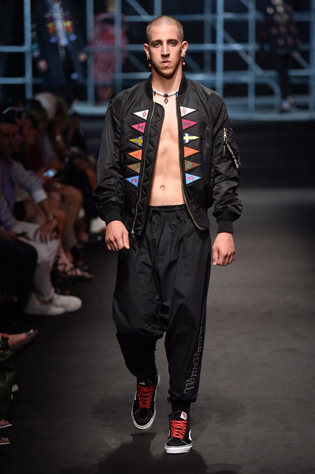 #MFW: Marcelo Burlon County of Milan Spring Summer 2018 Collection