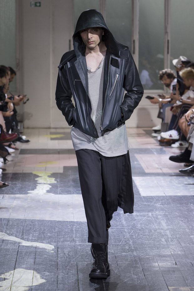 #PFW: YOHJI YAMAMOTO Spring Summer 2018 Collection