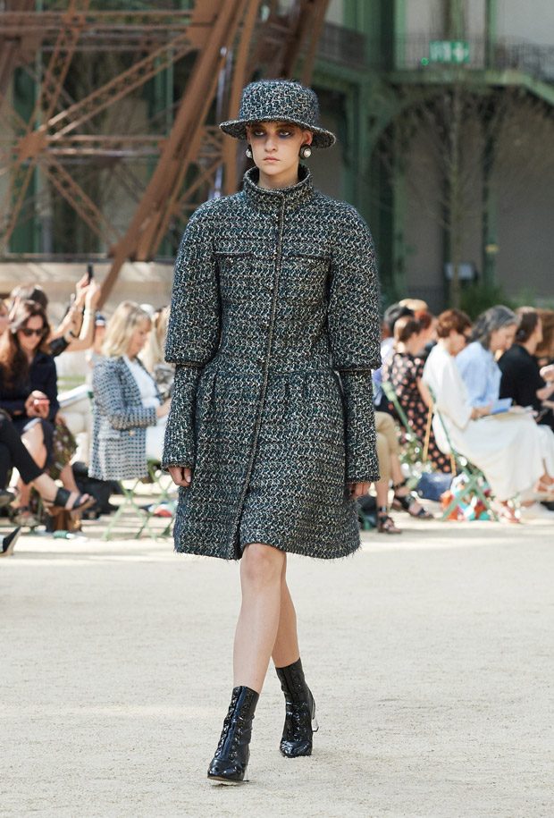 Chanel Fall Winter 2017.18 Haute Couture Collection