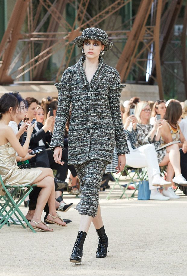 Chanel Fall Winter 2017.18 Haute Couture Collection