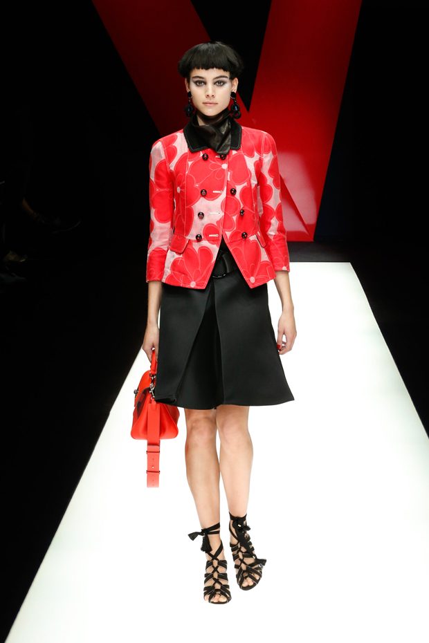 #MFW: Giorgio Armani Women's Spring Summer Collection