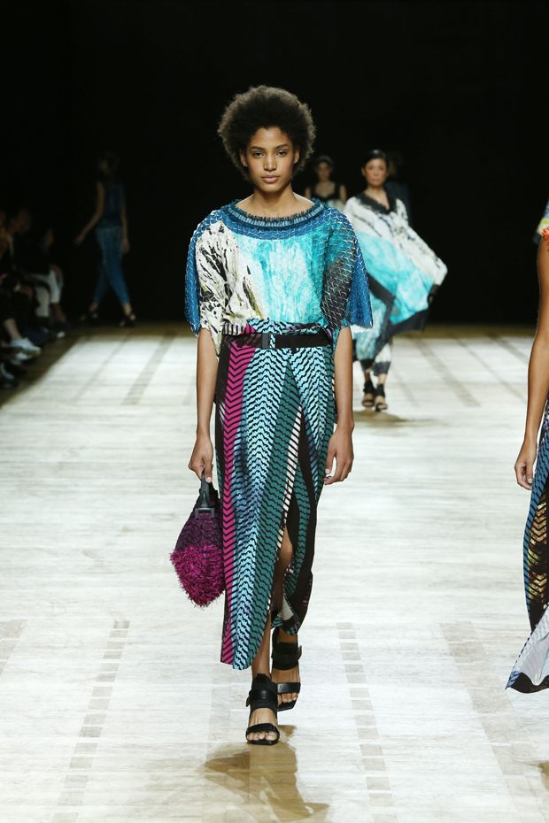 PFW SS16: Issey Miyake - The Glass Magazine