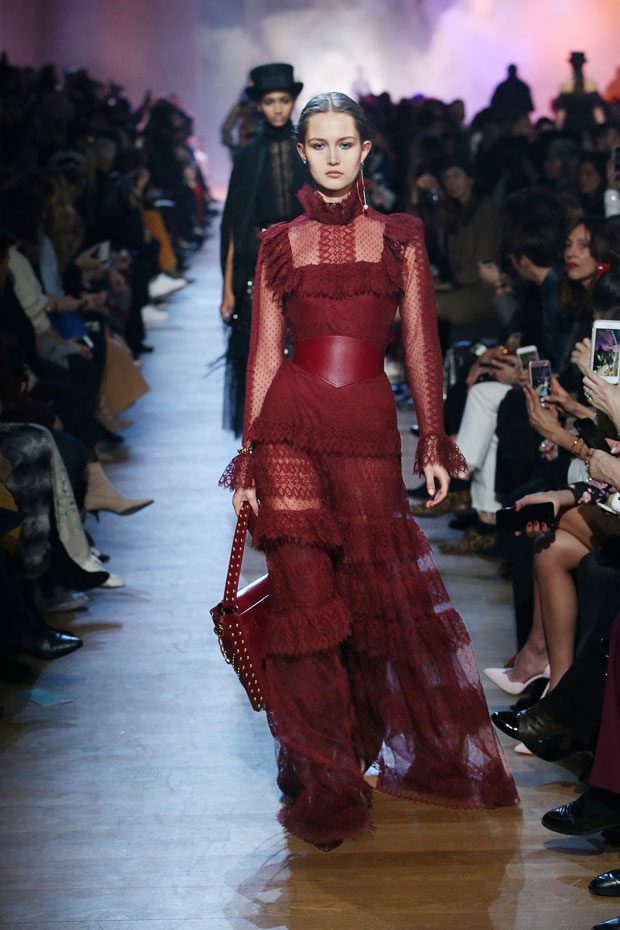 PFW: Elie Saab Fall Winter 2018.19 Womenswear Collection