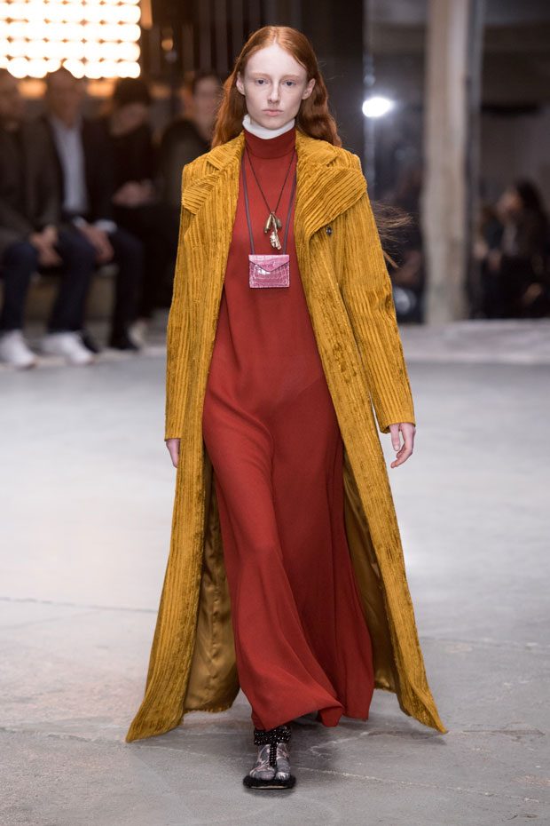 PFW: Giambattista Valli Fall Winter 2018.19 Womenswear Collection