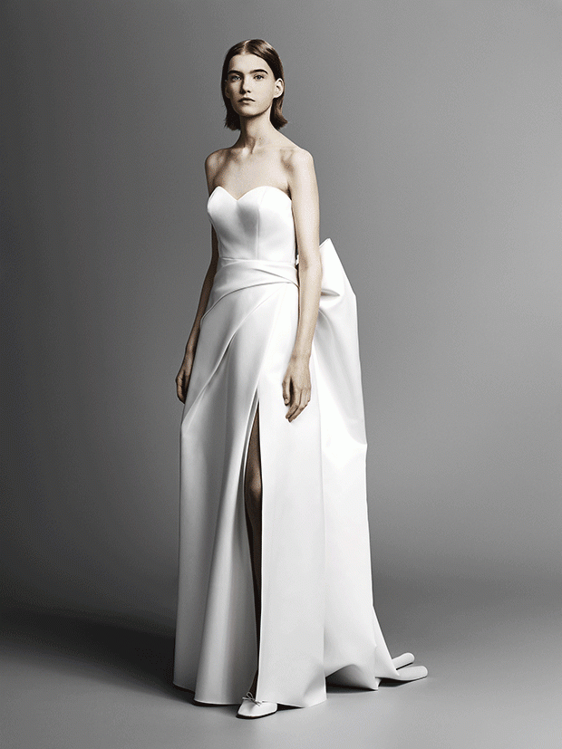 Discover Viktor & Rolf Spring 2019 Bridal Collection