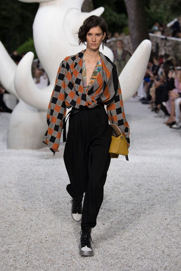 Look from the Louis Vuitton Cruise 2019 Collection, presented at the  Fondation Maeght in Saint-Paul de Vence, France.
