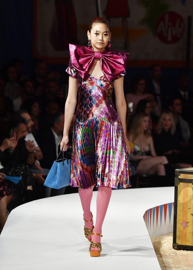 MOSCHINO CIRCUS: MOSCHINO SPRING 2019 - MENSWEAR & WOMEN'S RESORT  COLLECTION — Fashion