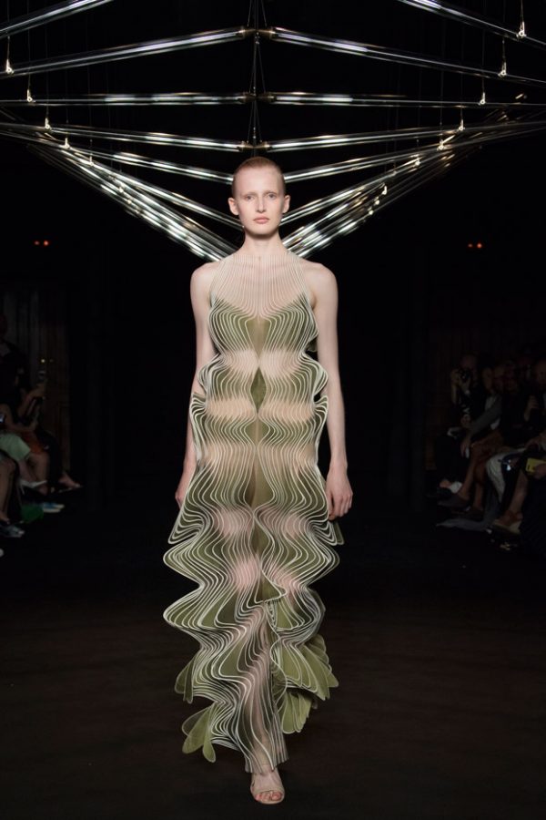 #PFW: Iris van Herpen Fall Winter 2018.19 Haute Couture Collection