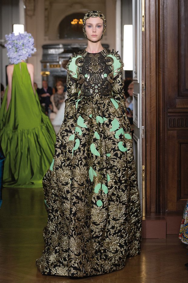 #PFW: Valentino Fall Winter 2018.19 Haute Couture Collection