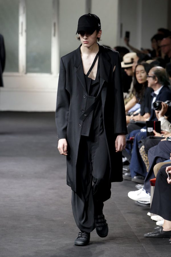 #PFW: Yohji Yamamoto Spring Summer 2019 Menswear Collection