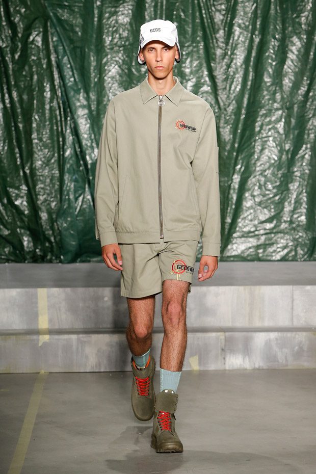 #MFW: GCDS Spring Summer 2019 The Futuro Beach Collection