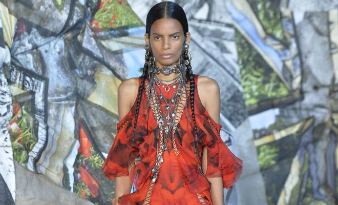 PFW: ALEXANDER MCQUEEN Spring Summer 2019 Collection