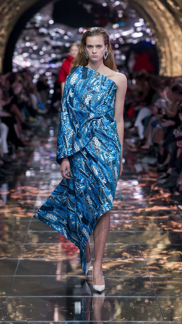 PFW: BALENCIAGA Spring Summer 2019 Collection