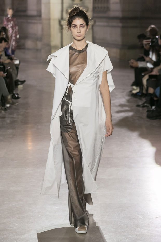 #PFW: MOON YOUNG HEE Spring Summer 2019 Collection