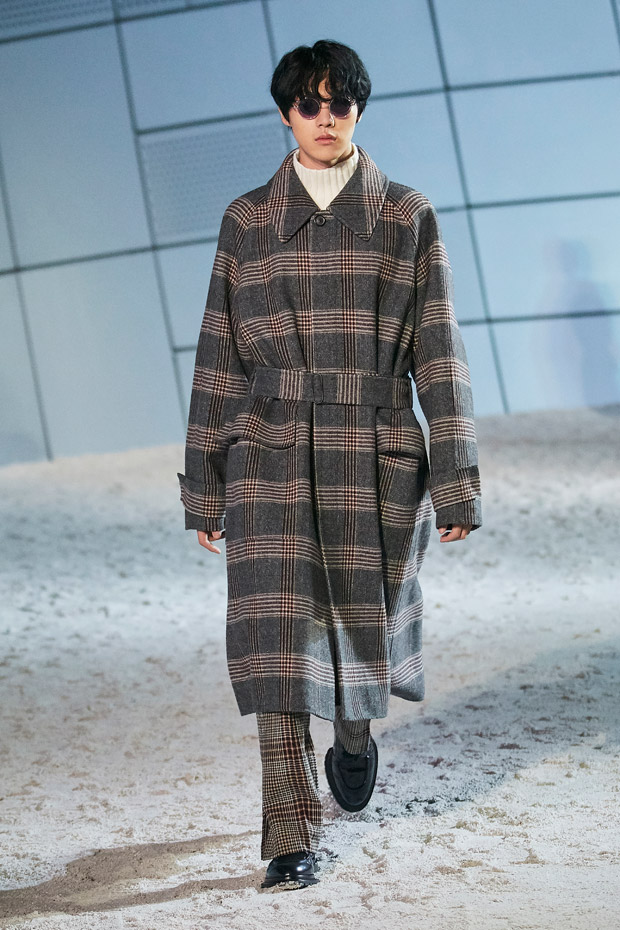 SEOUL: SOLID HOMME Spring Summer 2019 Collection