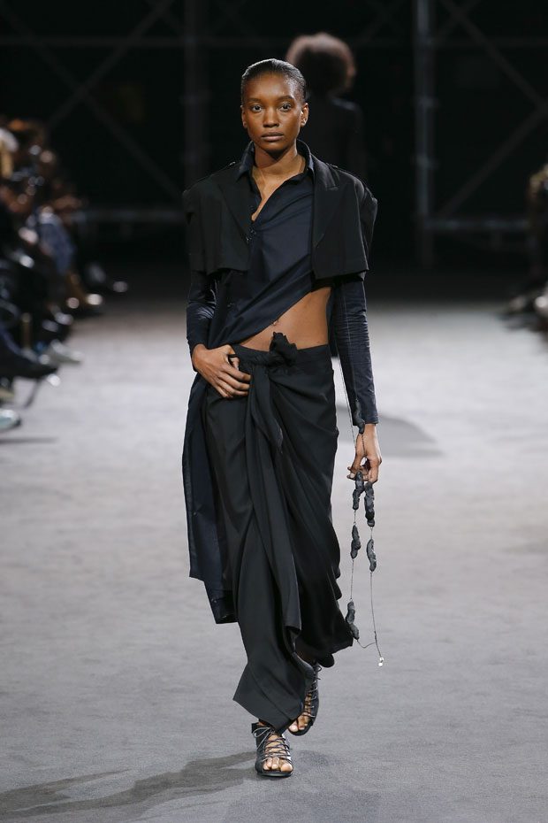 #PFW: YOHJI YAMAMOTO Spring Summer 2019 Collection