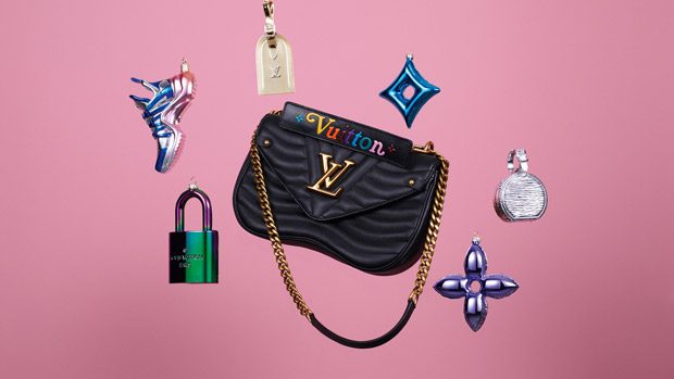 Louis Vuitton a X: A wonderful time of year. Spread joy this holiday  season with carefully chosen #LVGifts. Celebrate with #LouisVuitton at    / X