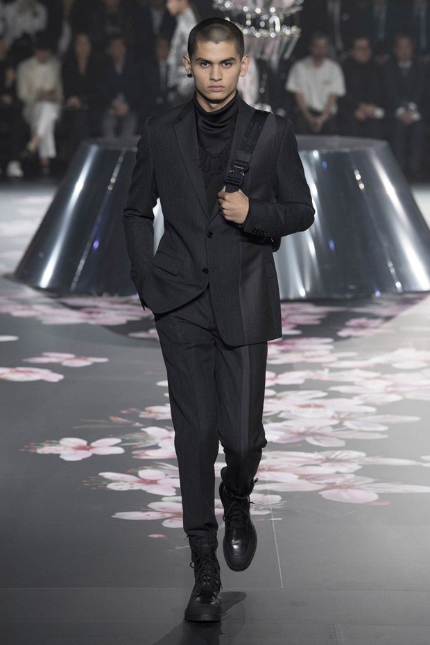 Heritage Meets Modernity: DIOR HOMME Pre-Fall 2019 Collection