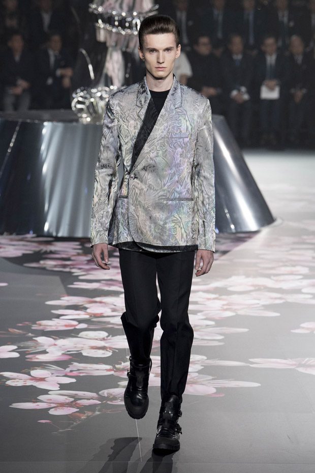 Heritage Meets Modernity: DIOR HOMME Pre-Fall 2019 Collection