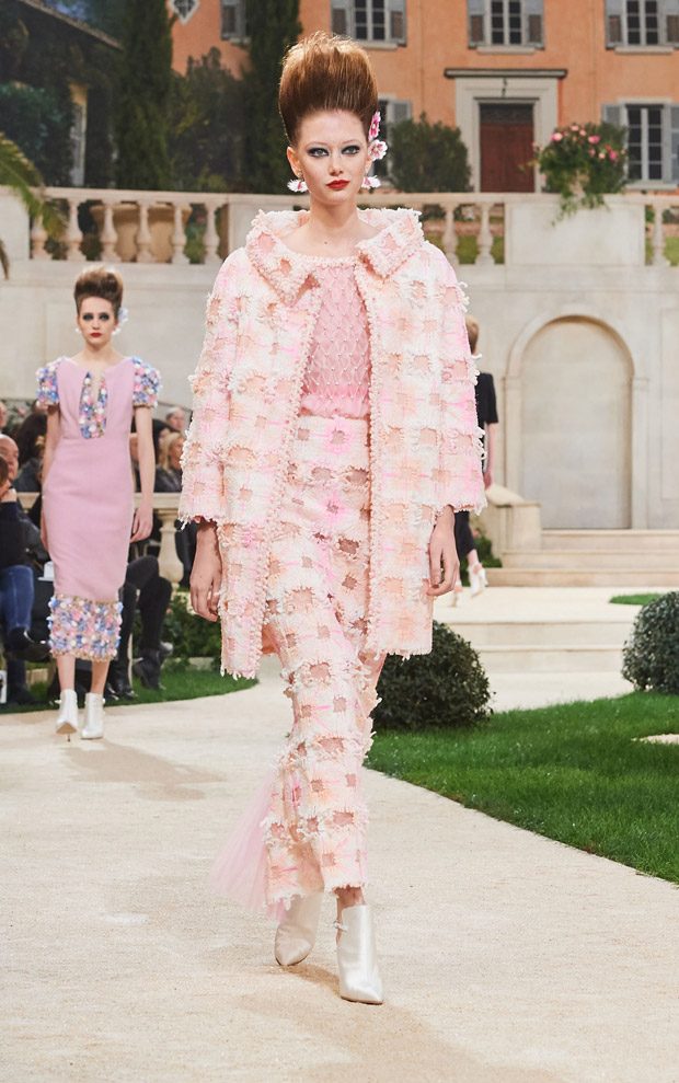 Chanel Wedding Swimsuit at Paris S-S19 Couture Fashion Week: Pics