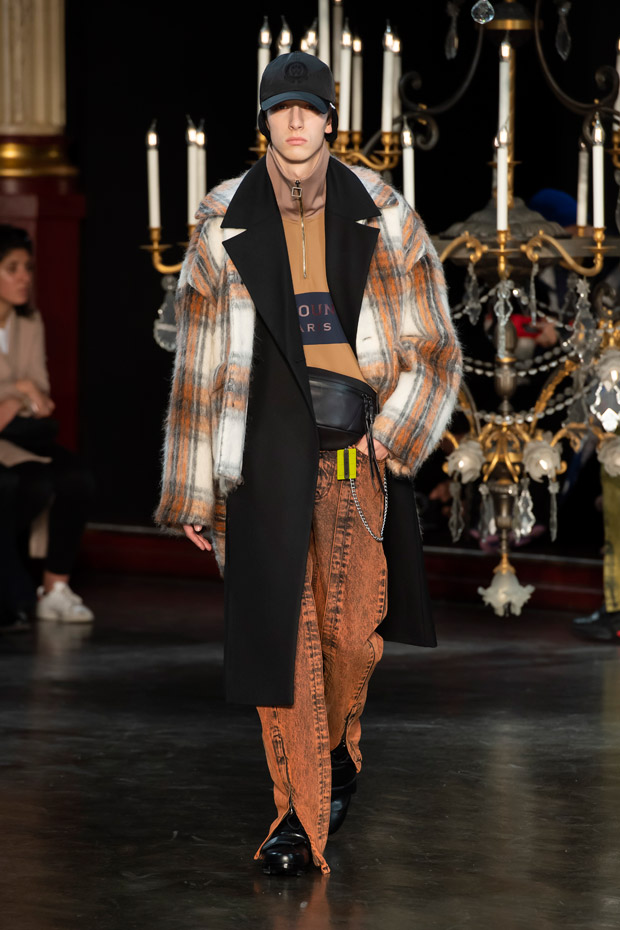 PFW: WOOYOUNGMI Fall Winter 2019.20 Collection